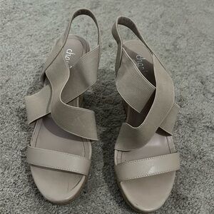 Charles by Charles David Wedge Heels- Nude- Size 6